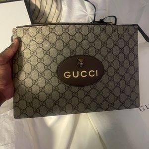 Gucci Men’s Pouch